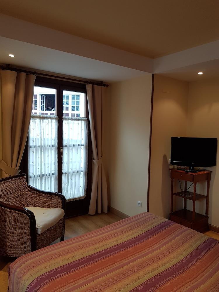 Hotel Rural La Plaza Caso Eksteriør billede