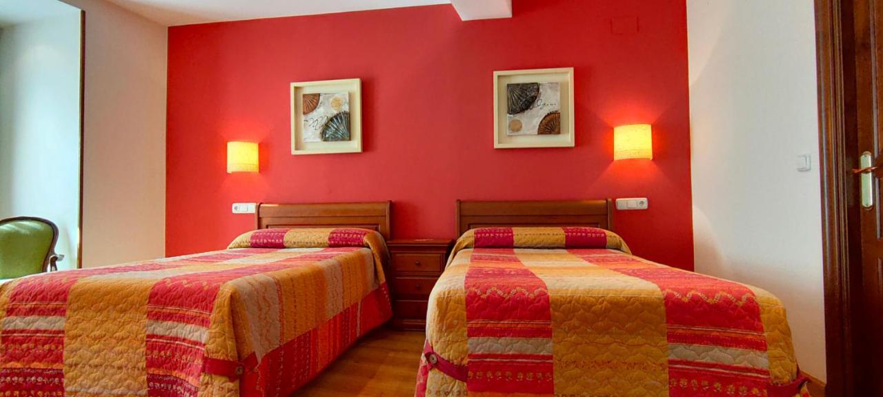Hotel Rural La Plaza Caso Eksteriør billede