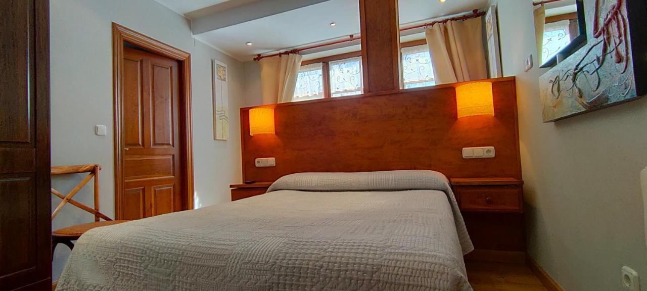 Hotel Rural La Plaza Caso Eksteriør billede