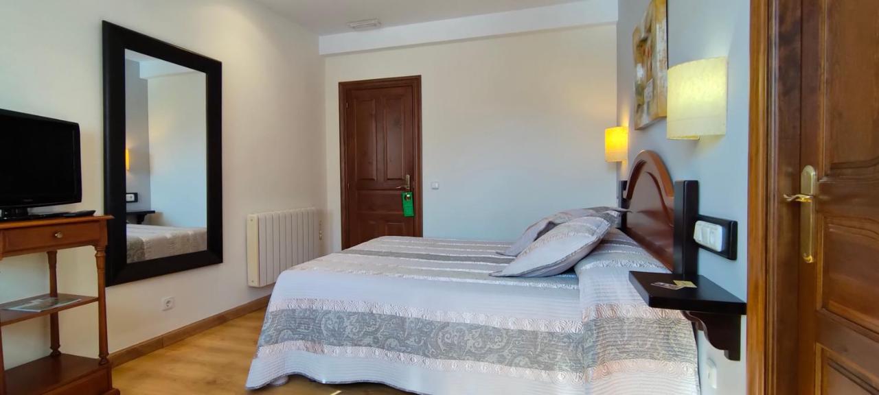 Hotel Rural La Plaza Caso Eksteriør billede