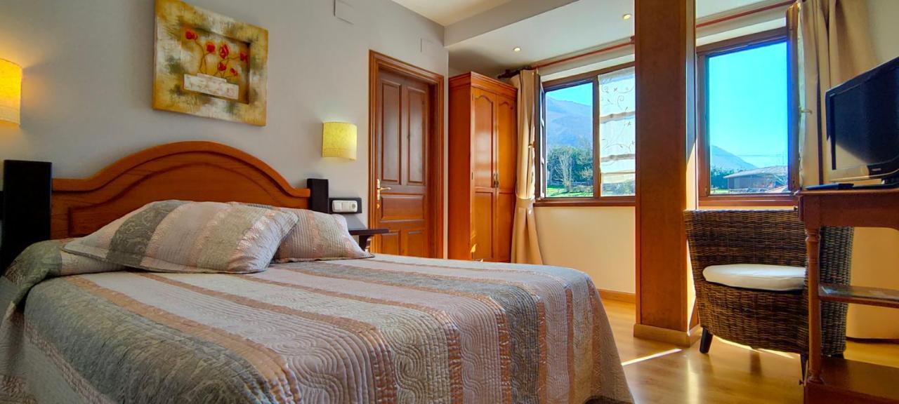 Hotel Rural La Plaza Caso Eksteriør billede
