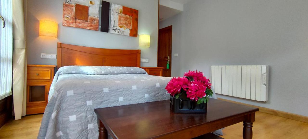 Hotel Rural La Plaza Caso Eksteriør billede